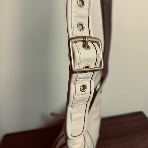 Coach Leather Shoulder Bag and wallet - Picture 8 of 16